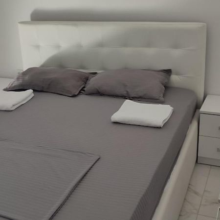 Golem Apartment Dış mekan fotoğraf