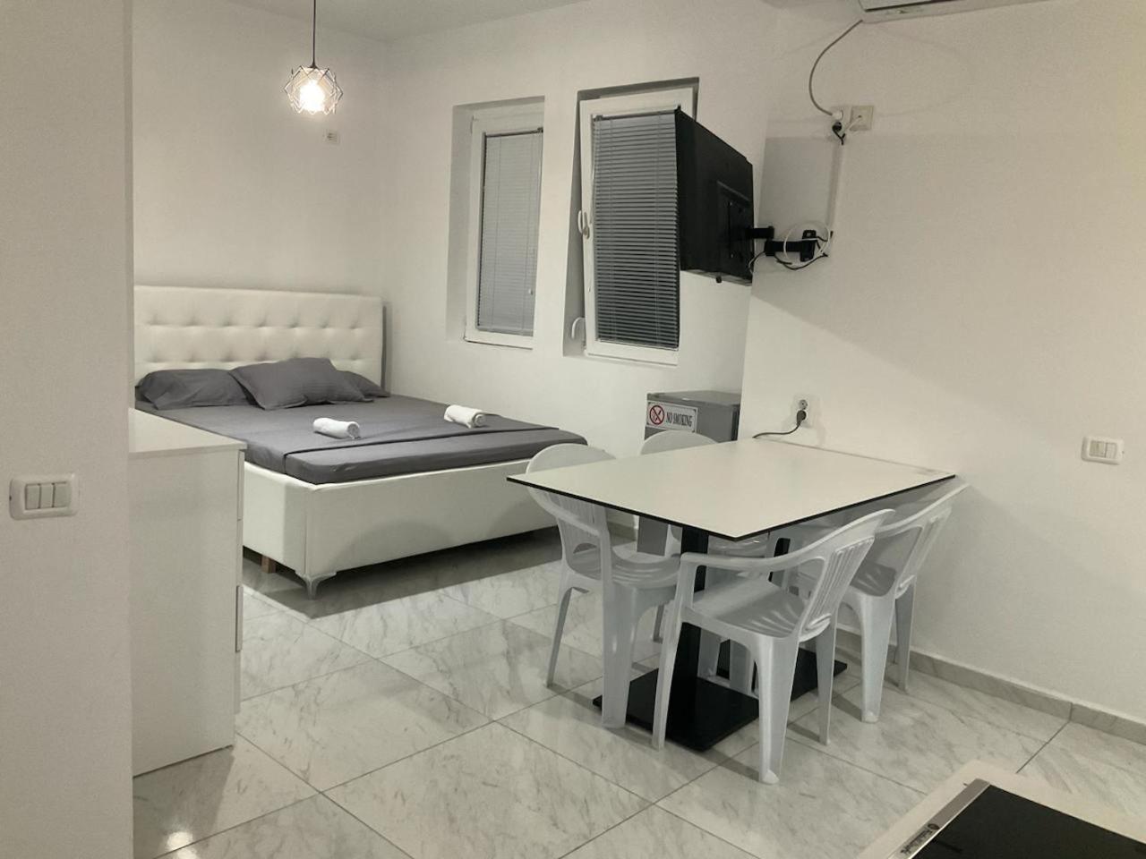 Golem Apartment Dış mekan fotoğraf